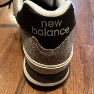 New Balance women size 8